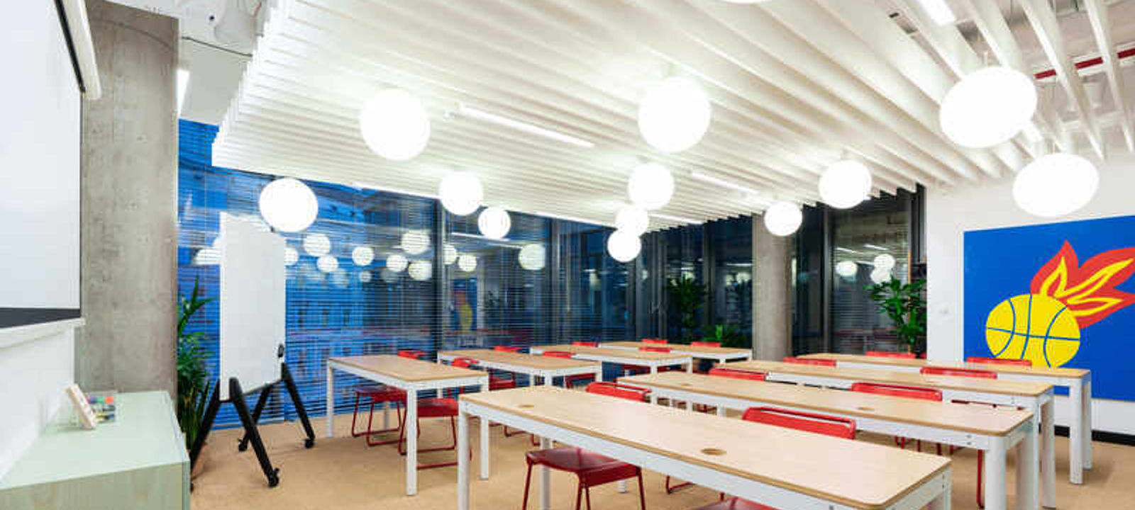 50 Krucza, Warsaw - Image 1