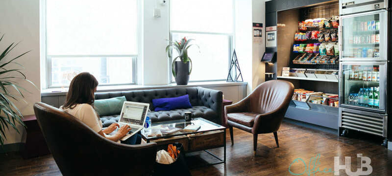 205 E 42nd St, New York - Image 1