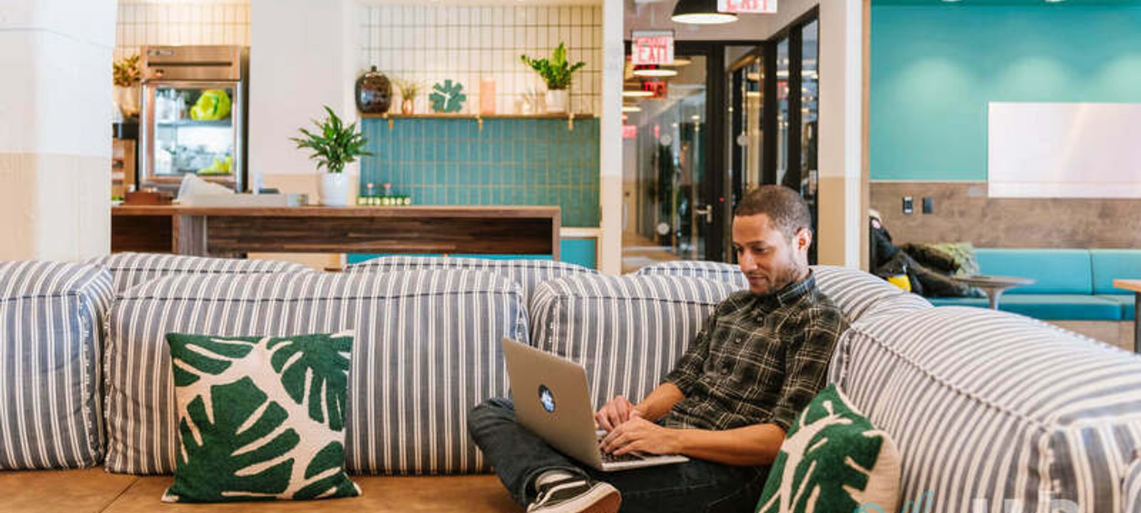 311 W 43rd St, New York - Image 1