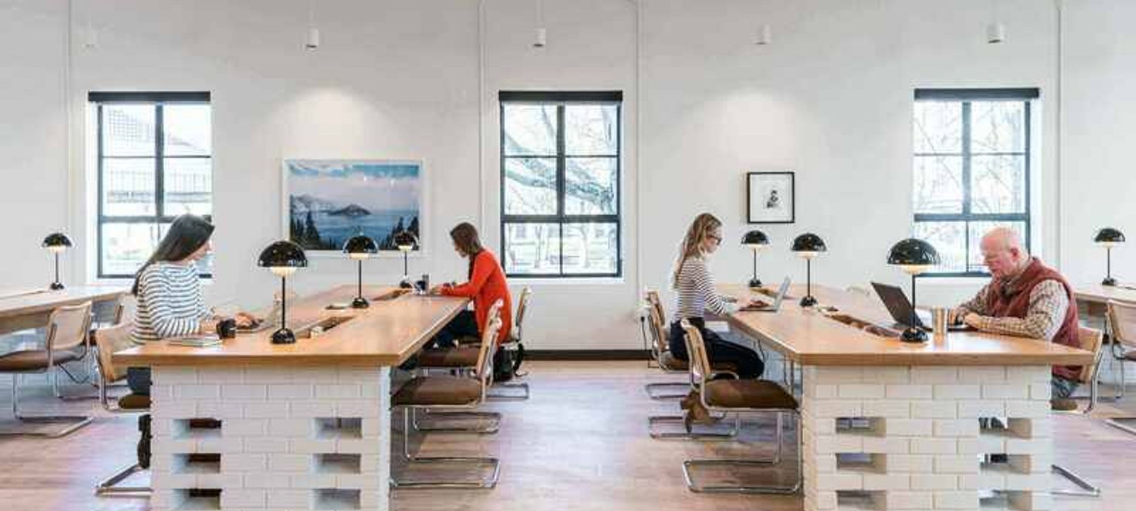 830 Ne Holladay St, Portland - Image 1