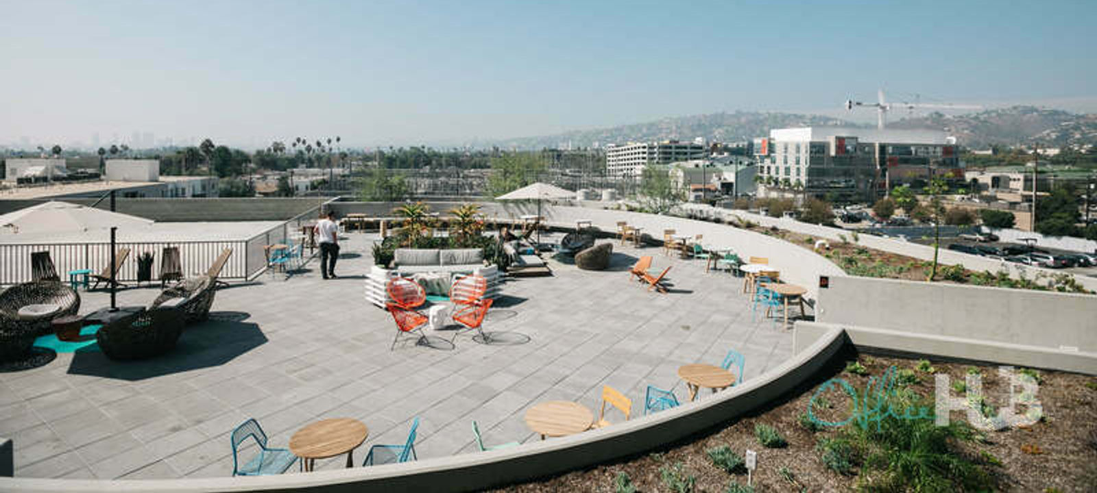 925 N La Brea Avenue, Los Angeles - Image 1