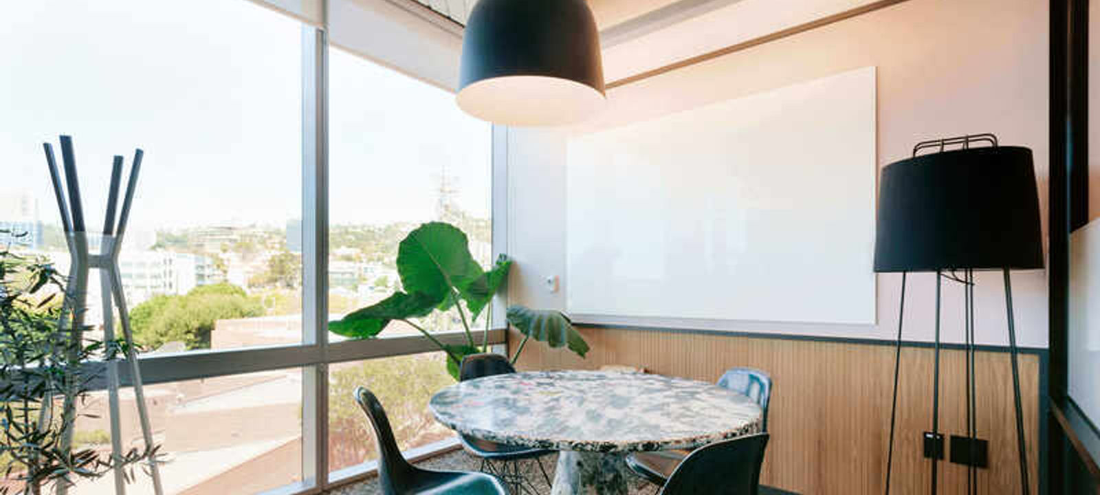 750 N San Vicente Blvd, Los Angeles - Image 1