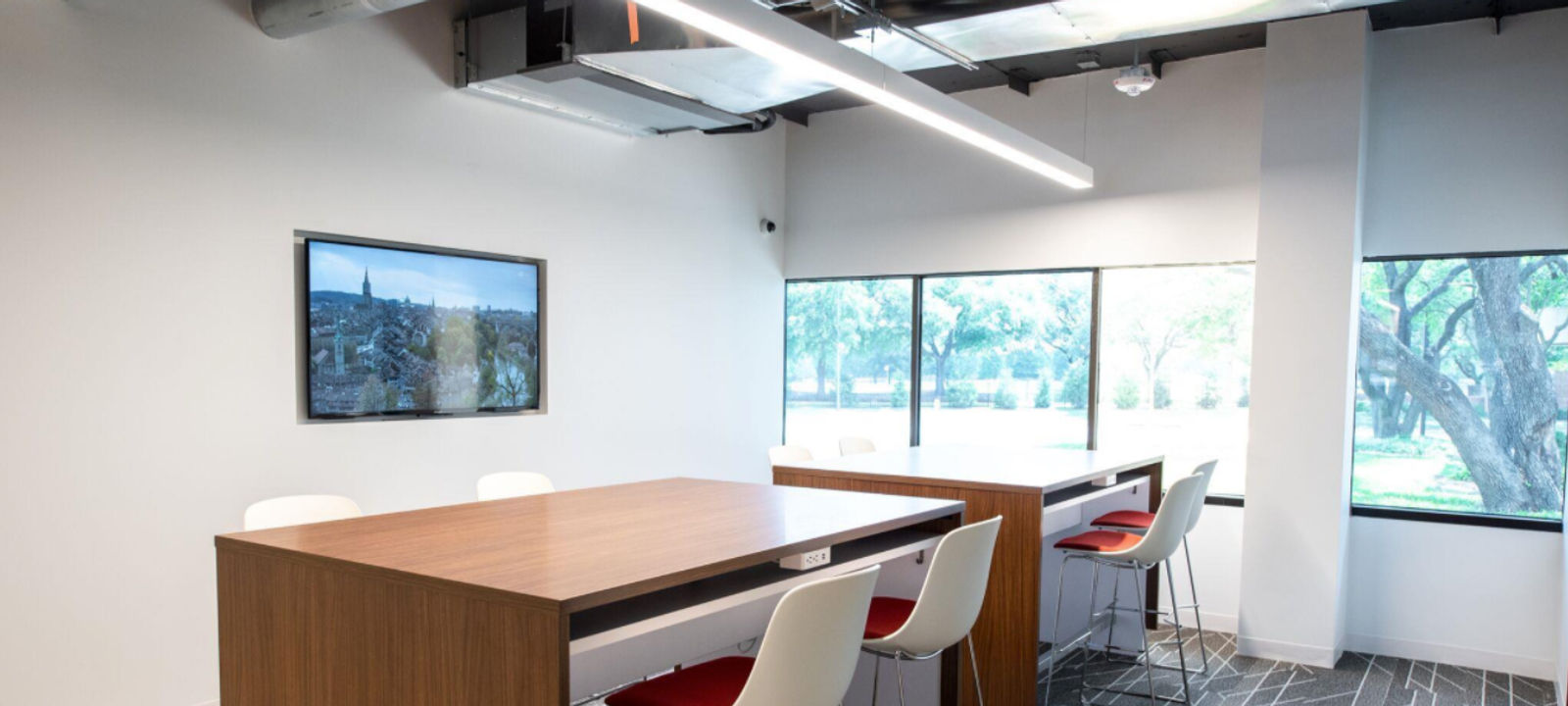 17250 Dallas Pkwy, Dallas - Image 1