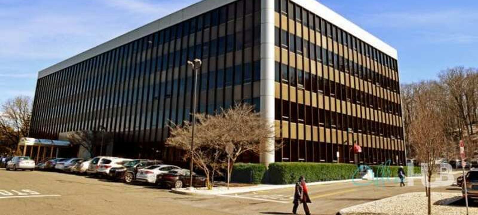 Westchester - Saxon Woods Corporate Center - Image 1