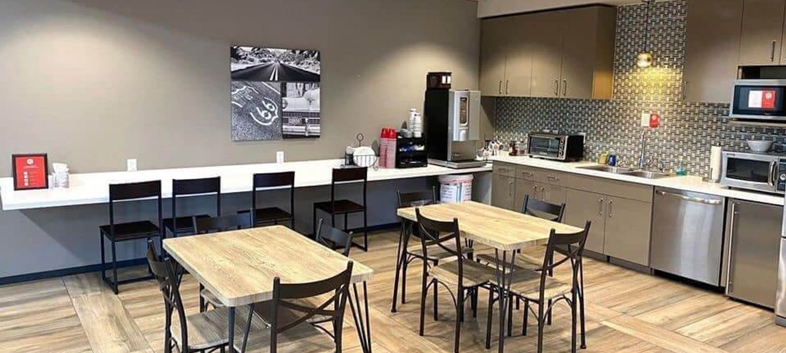 1530 Williams Field Rd, Gilbert - Image 1