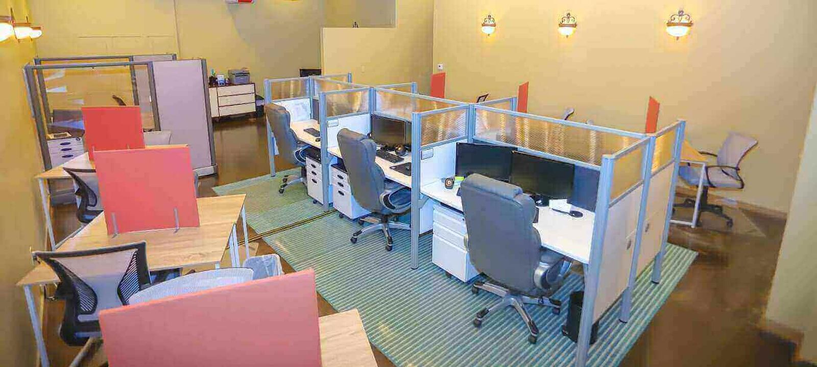 17401 Commerce Park Blvd, Tampa - Image 1