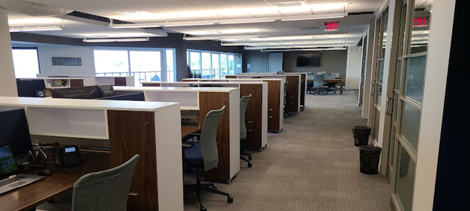 290 Harbor Dr, Stamford - Image 1