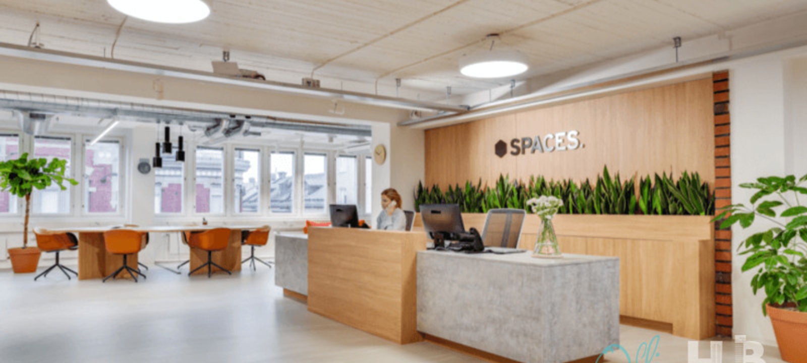 8 Queen's Road East, Wan Chai - Image 1