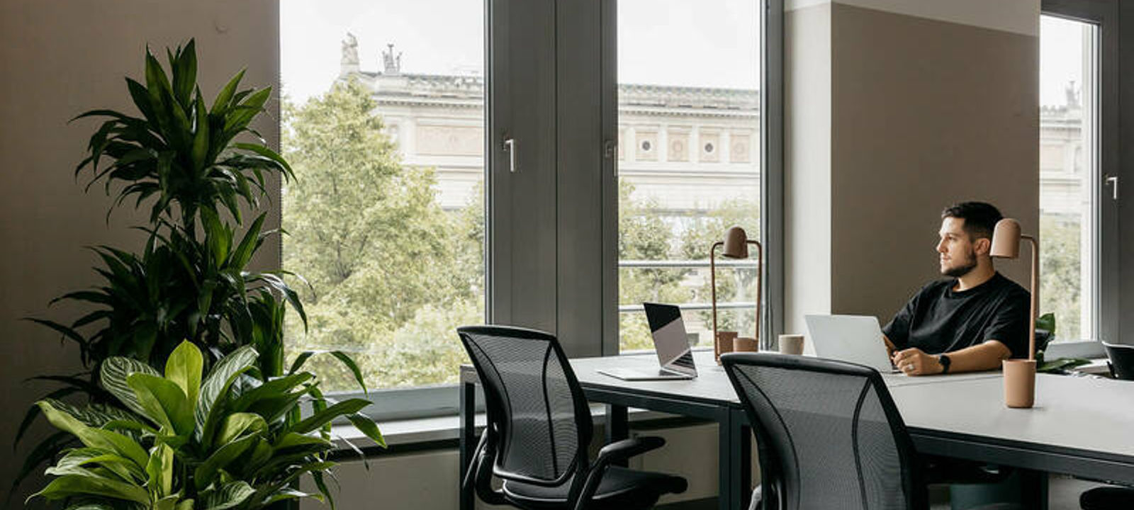 46 Bockenheimer Anlage, Frankfurt Am Main - Image 1