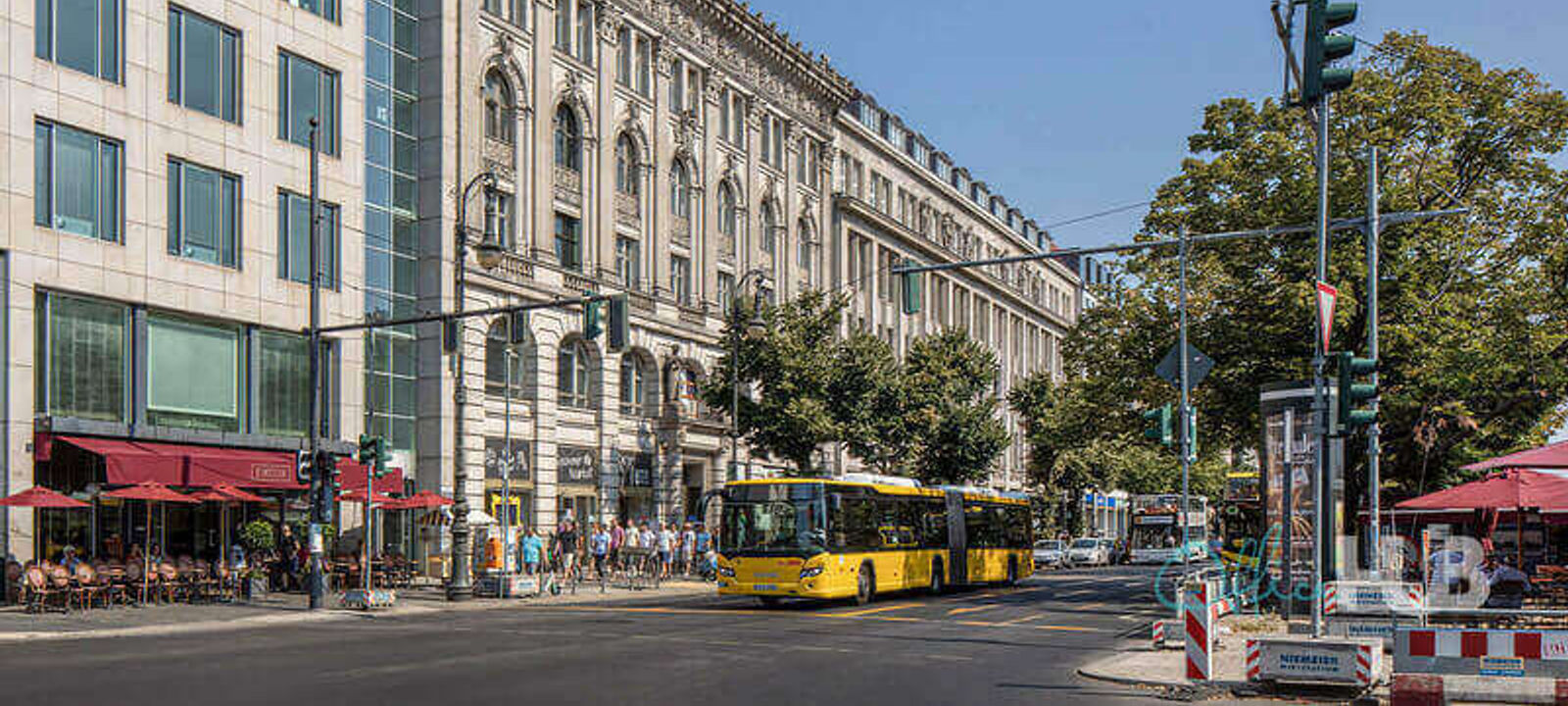 LINDEN PALAIS - Image 1