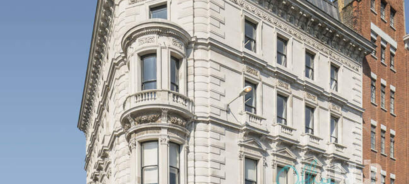 89 Charterhouse Street - Image 1