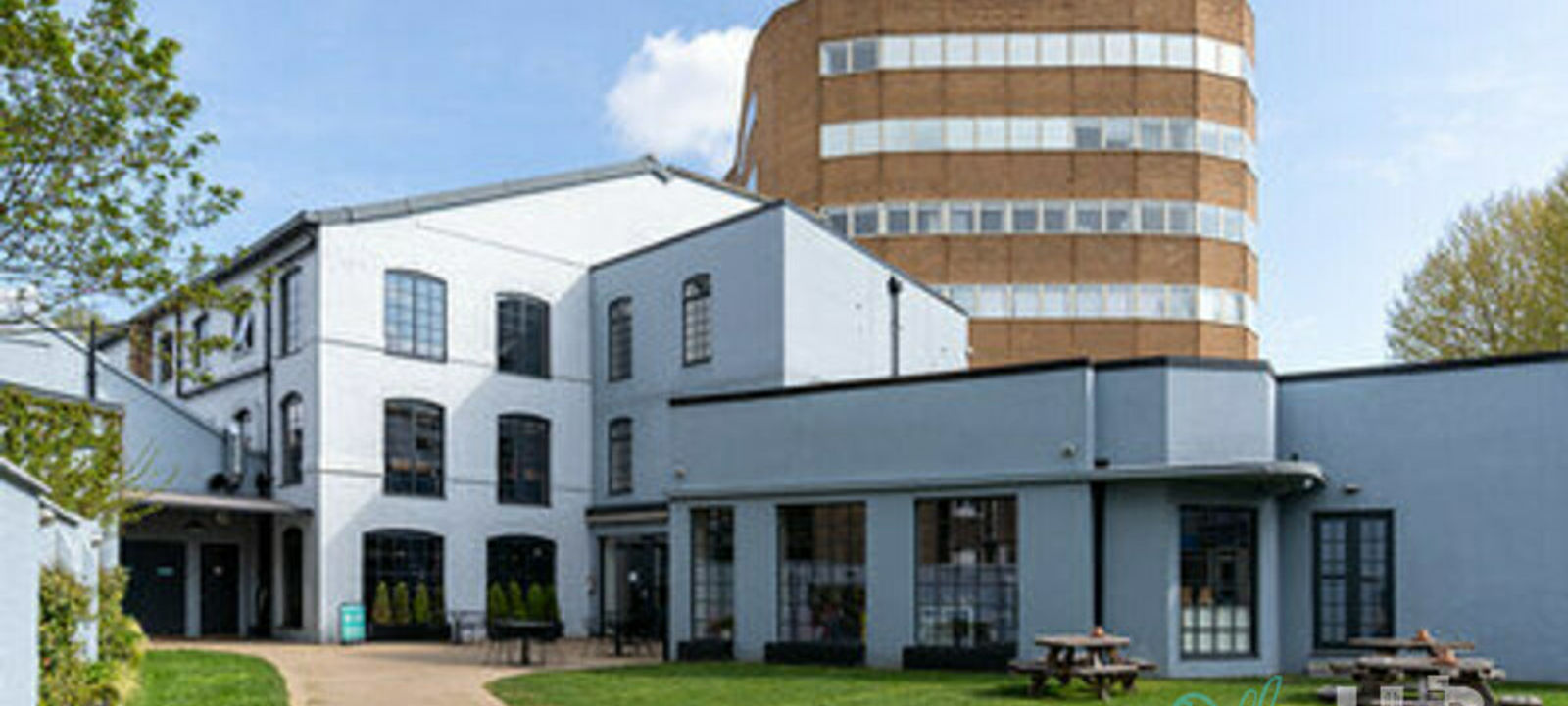 212 New Kings Road, Greater London - Image 1
