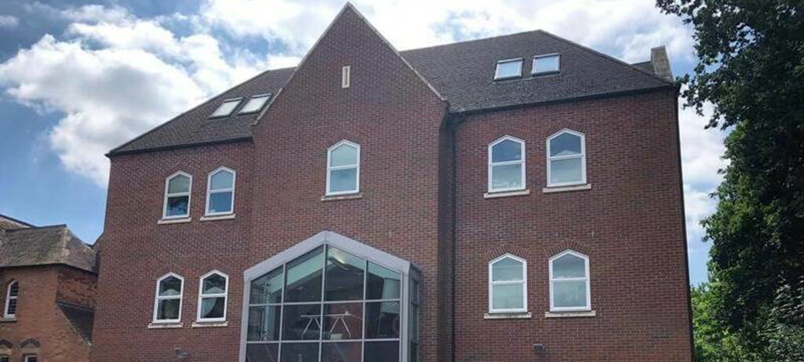 Pinewood Business Park - Image 1