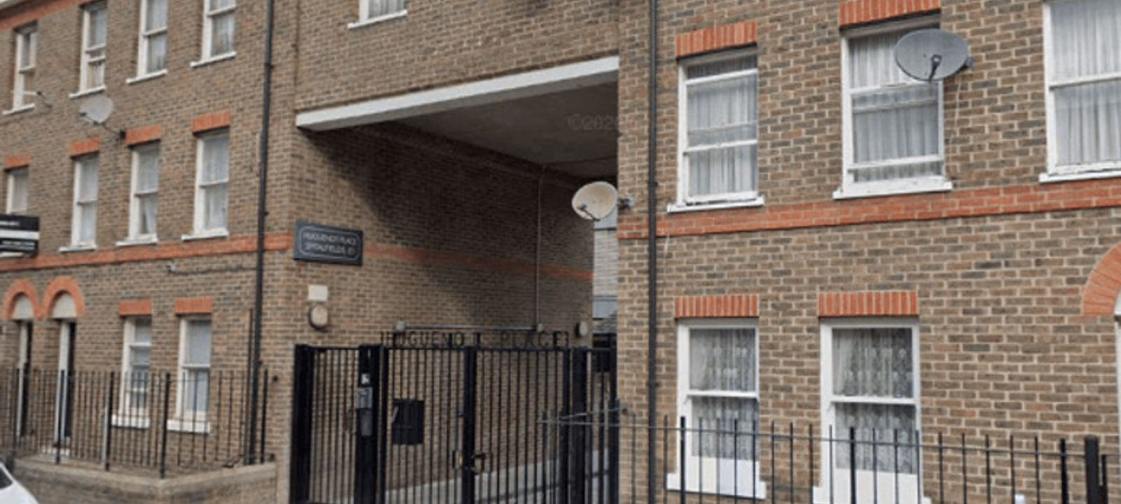 Huguenot Place - Image 1