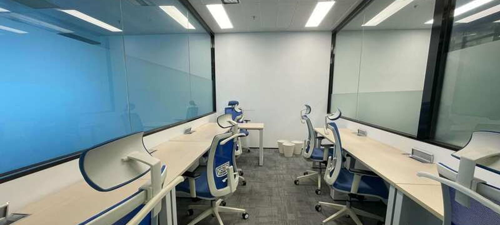 Kwun Tong Road, Kwun Tong - Image 1