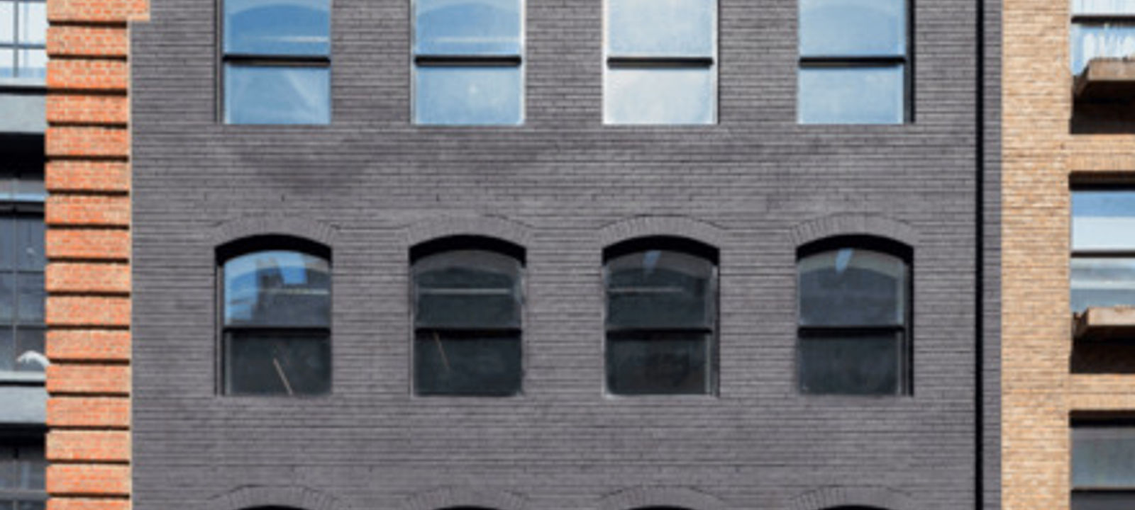 43 Eagle St - Image 1
