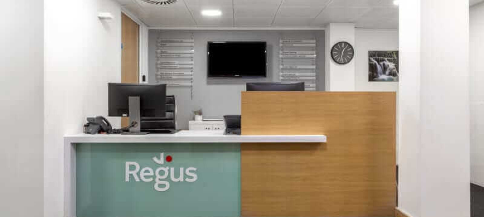 106 Queens Road, Brighton - Image 1