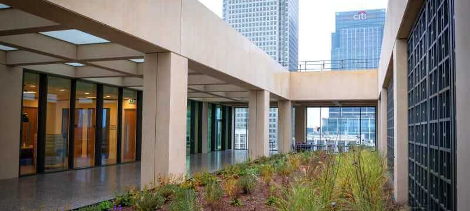 25 Cabot Square, London - Image 1