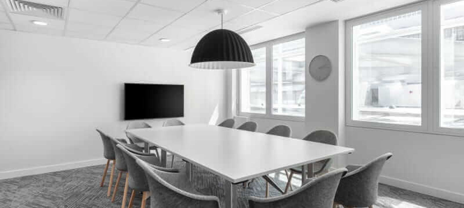 33 Cavendish Square, London - Image 1