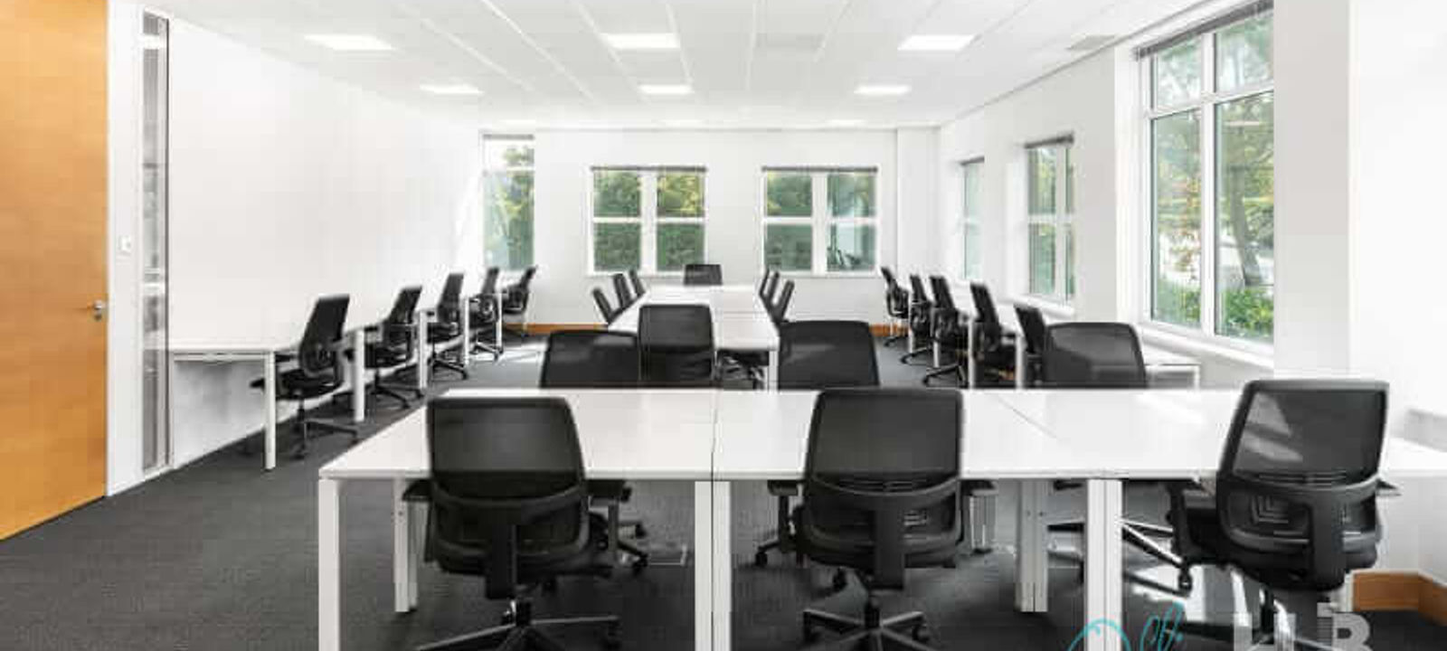 960 Capability Green, Luton - Image 1