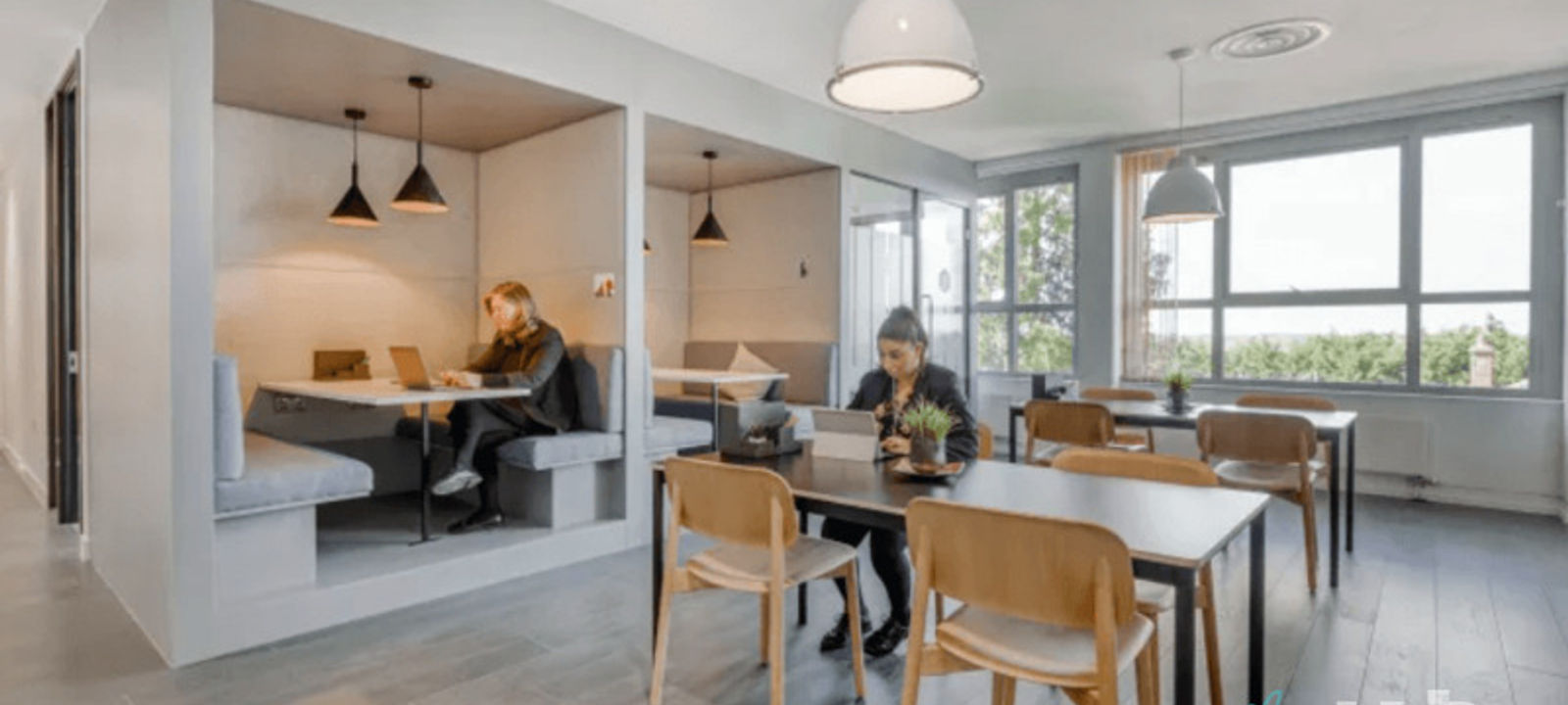 323 High Street, Epping - Image 1