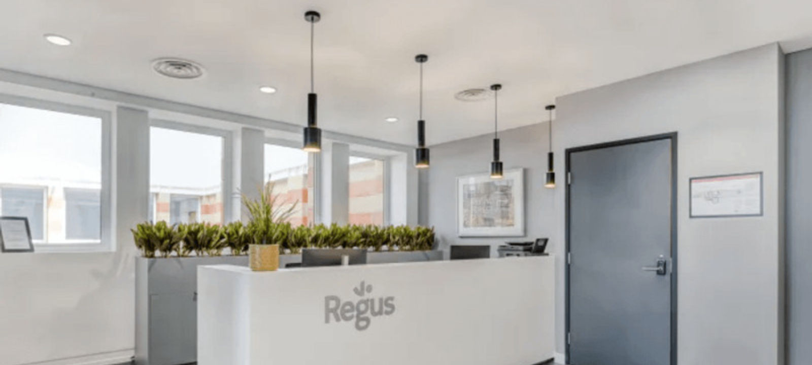 323 High Street, Epping - Image 1