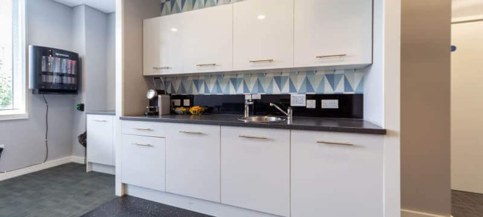 2 Falcon Gate, Welwyn Garden City - Image 1