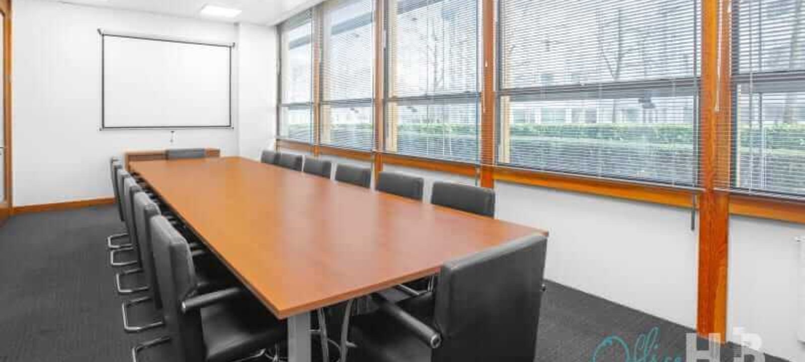 6-9 The Square, Uxbridge - Image 1