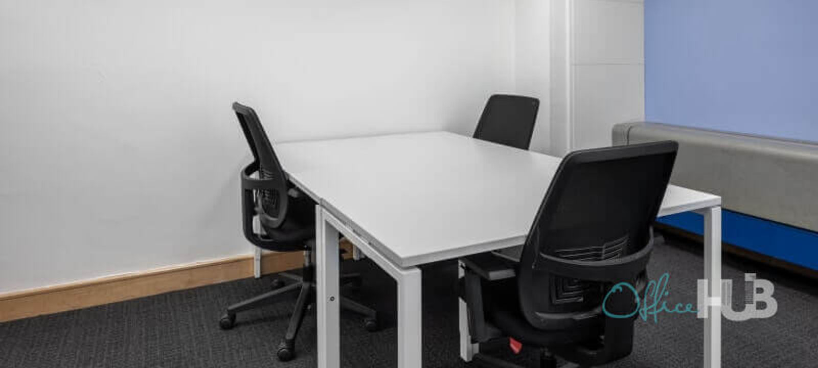 High Street, Potters Bar - Image 1