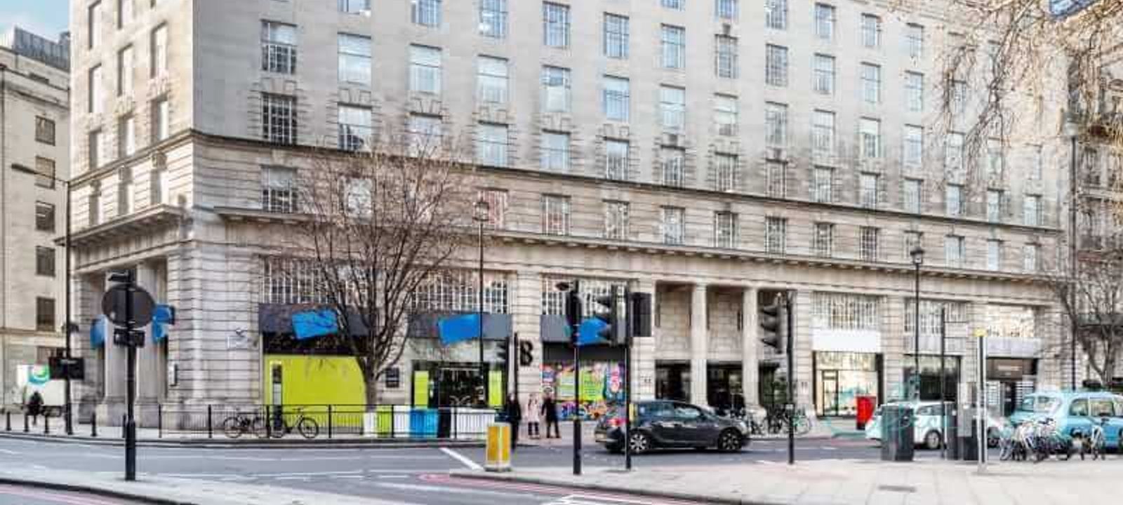 52 Grosvenor Gardens, London - Image 1