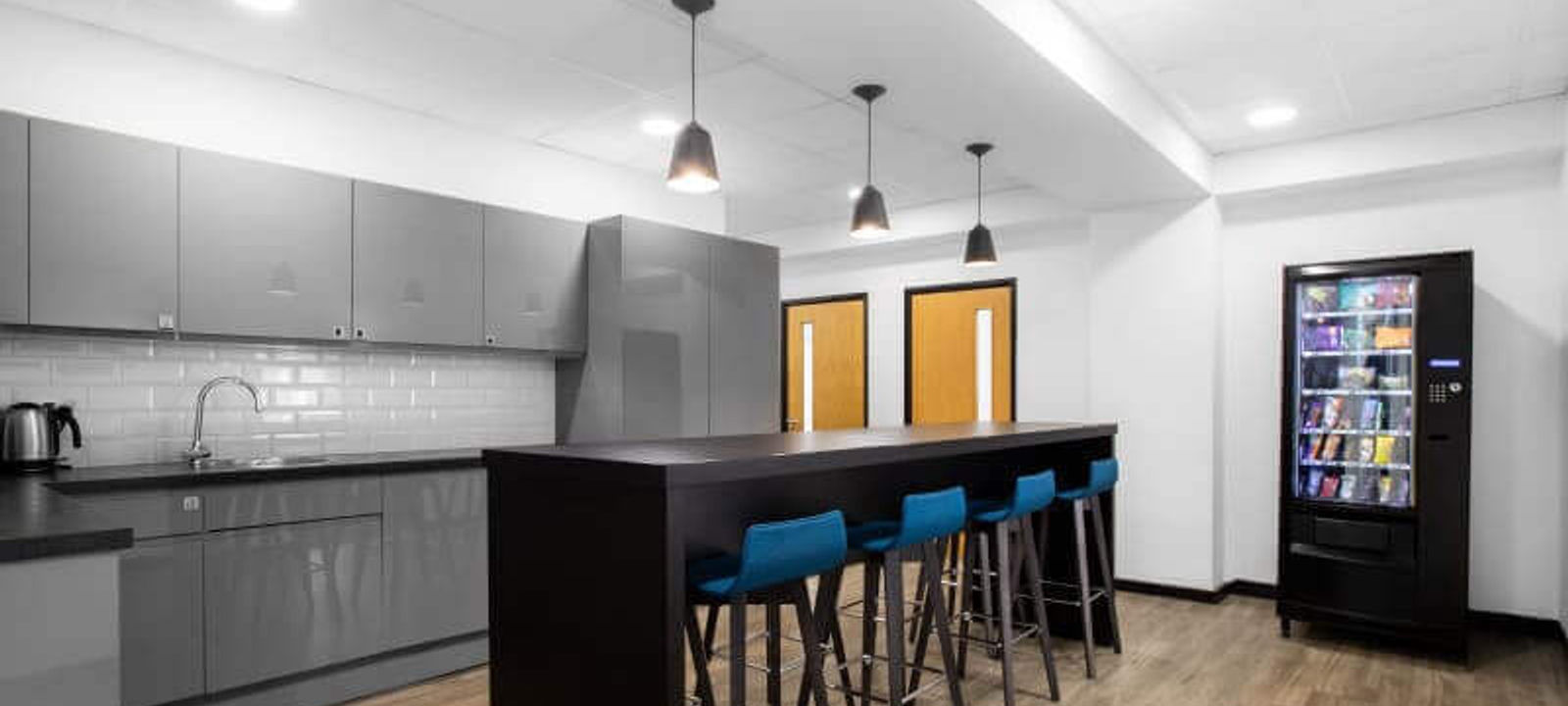 52 Grosvenor Gardens, London - Image 1