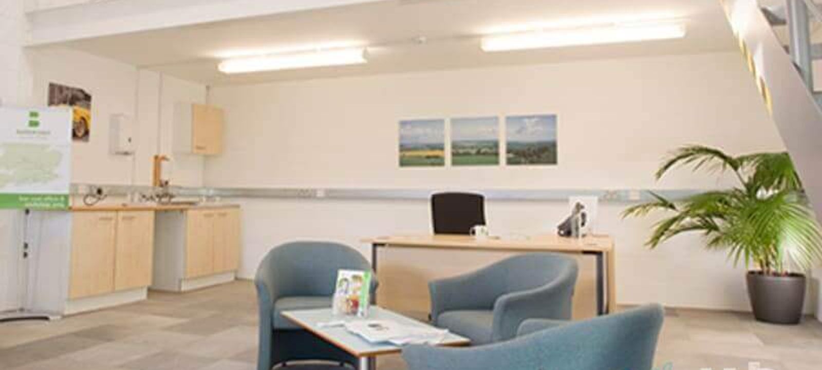 Oakfield Close, Tewkesbury - Image 1