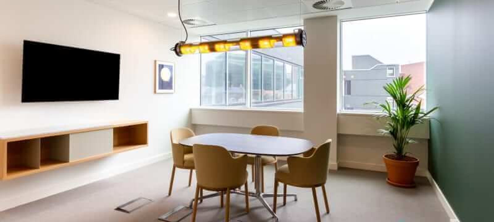 Albion House High Street, Woking - Image 1