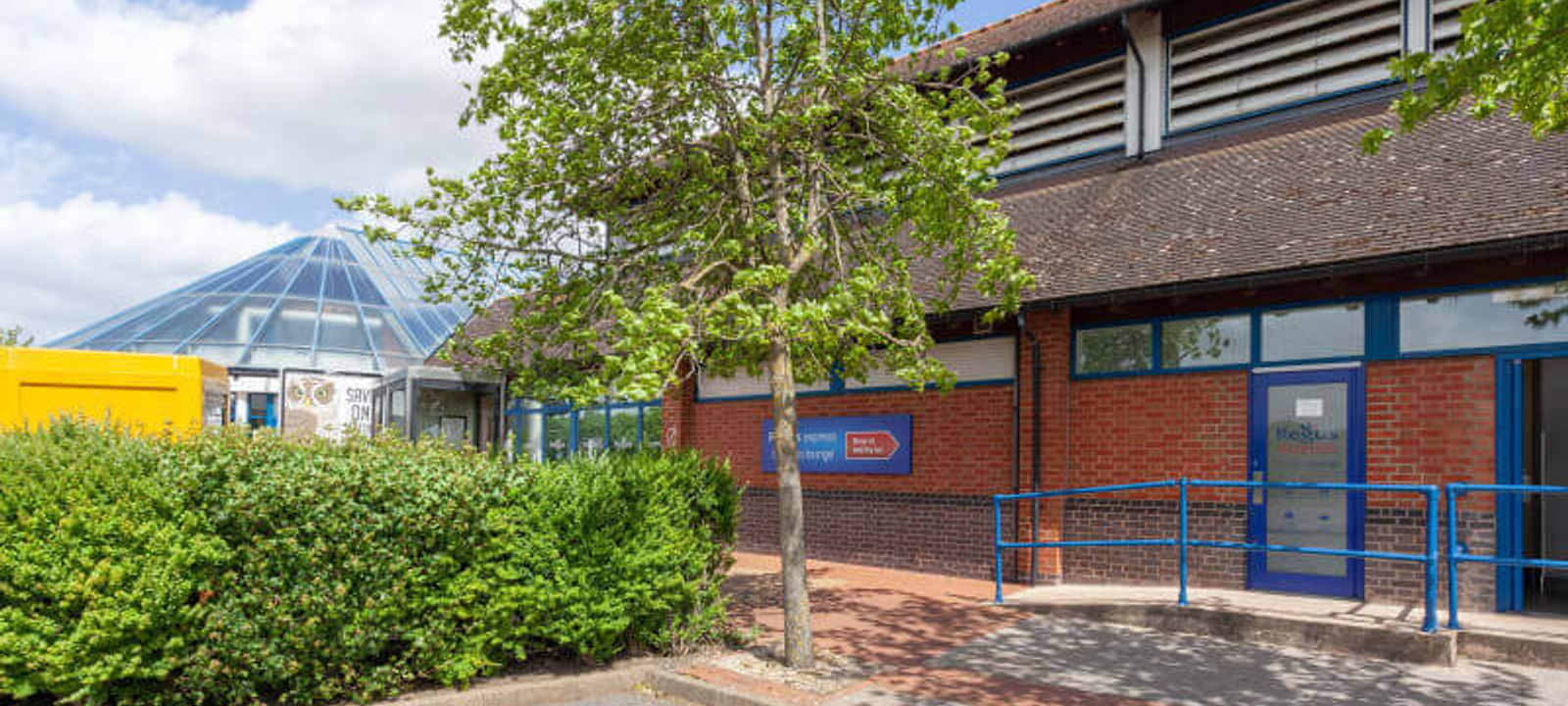 M5 J8, Strensham - Image 1