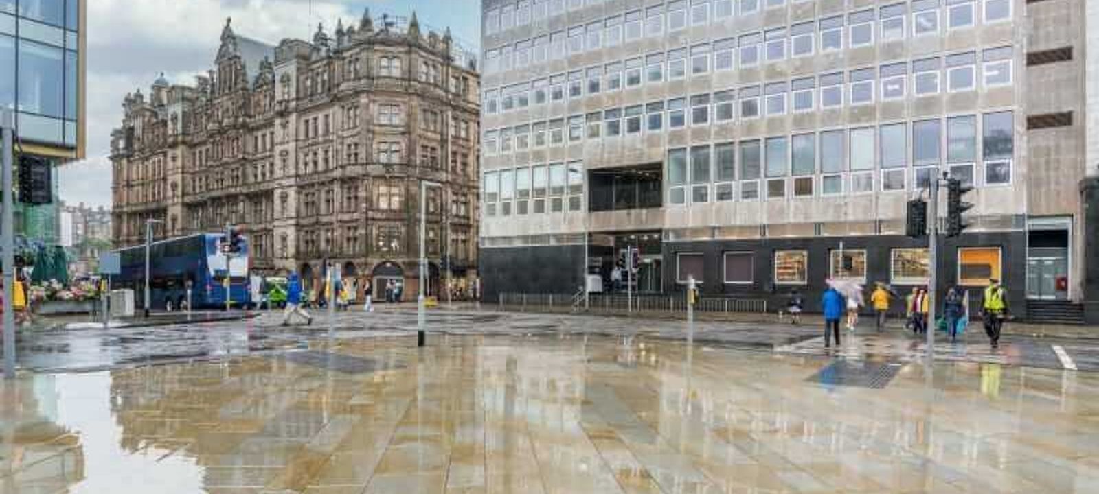 9-10 St Andrew Square, Edinburgh - Image 1