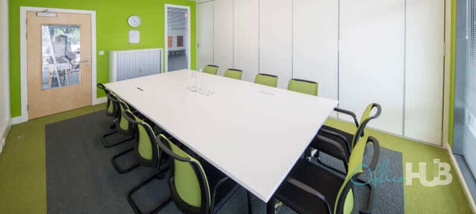 68 Terminus Rd, Chichester - Image 1