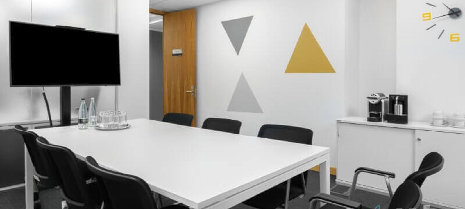 59-60 Thames Street, Windsor - Image 1