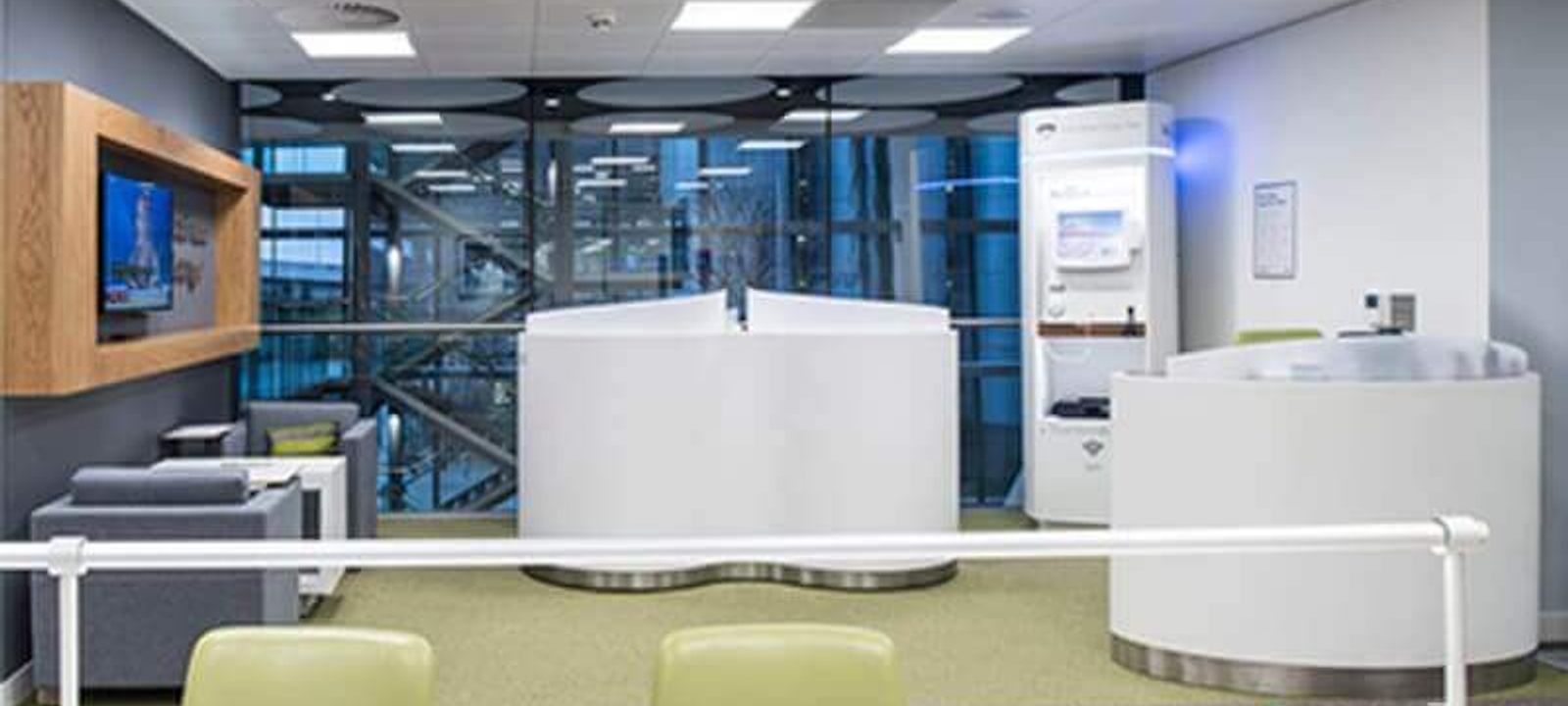 Western Perimeter Road, London - Image 1