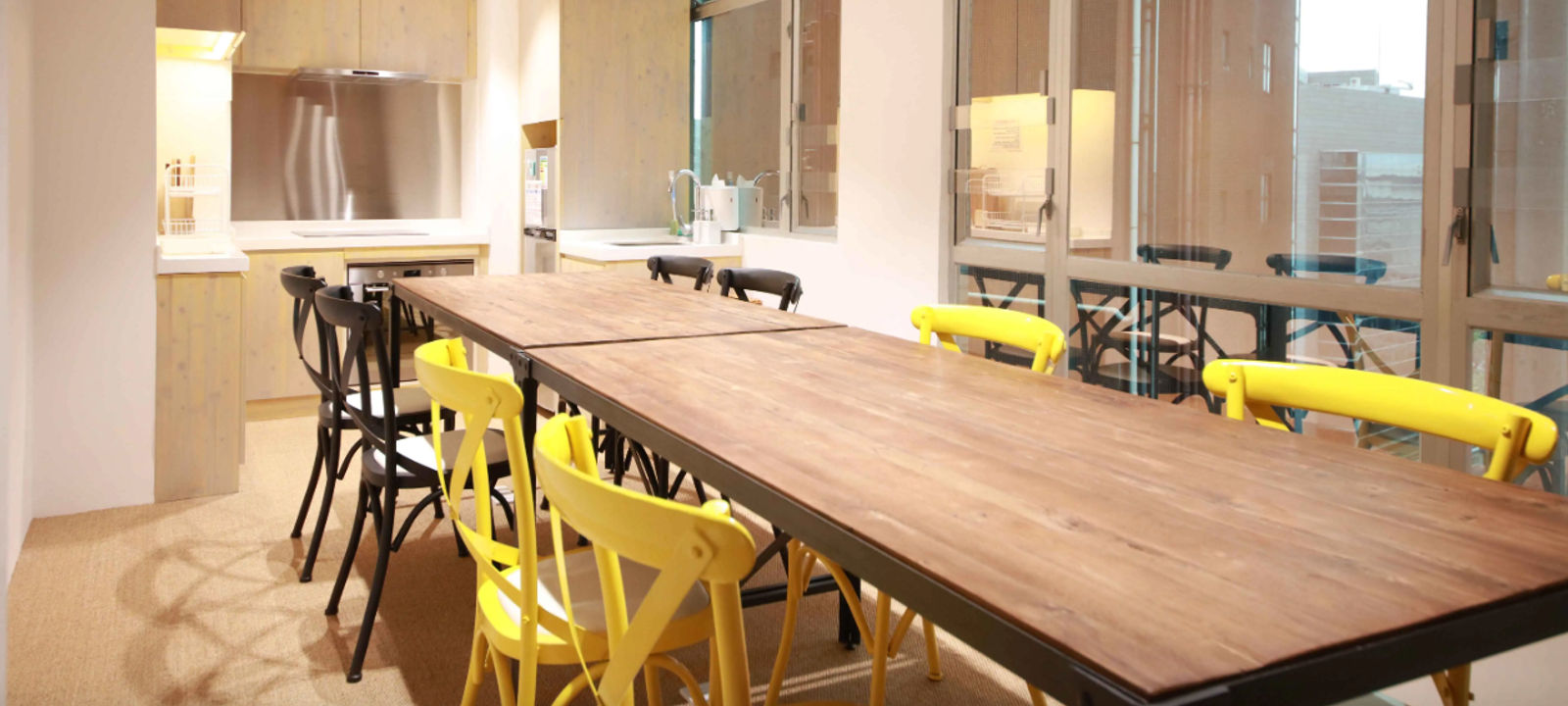 28 Queen’s Road East, Wan Chai - Image 1