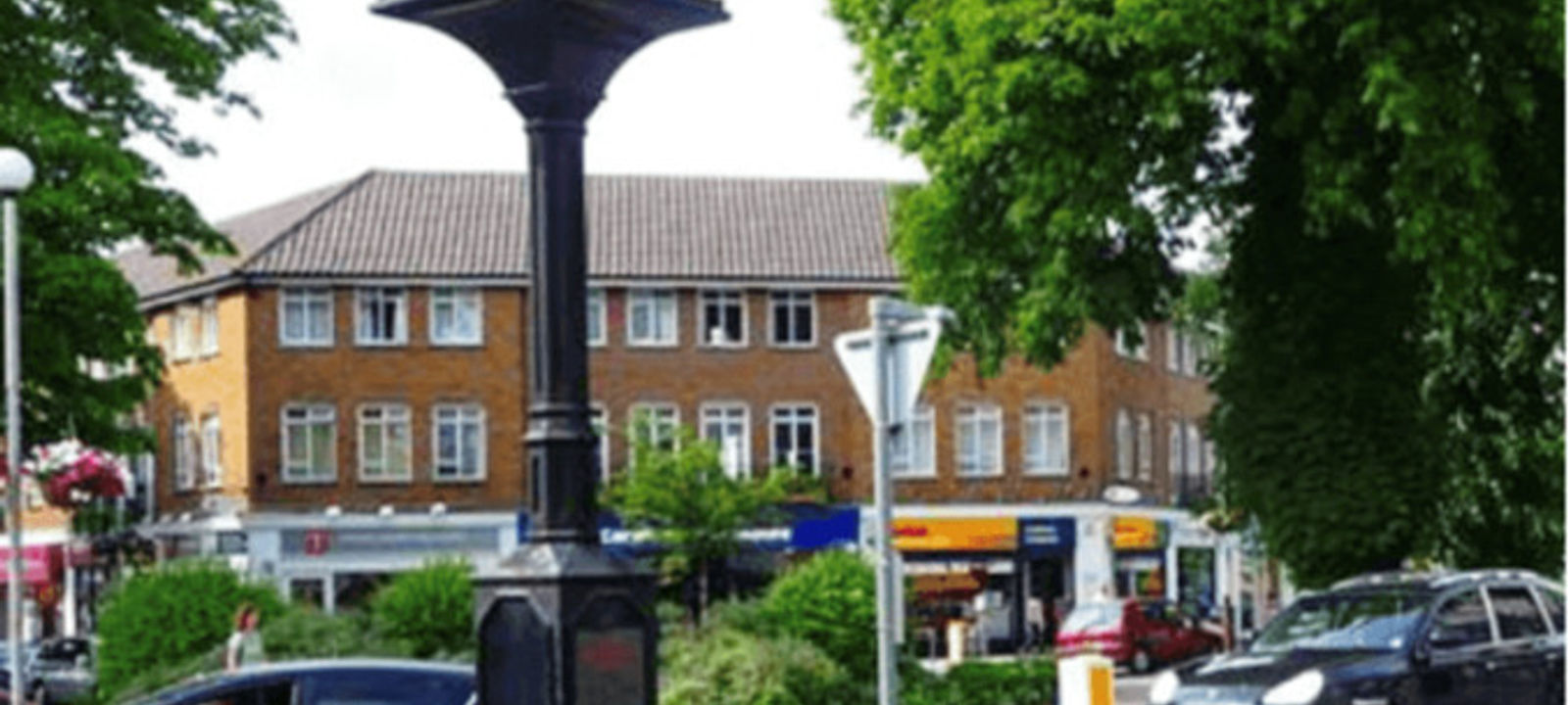 8 Grosvenor House, Cobham - Image 1