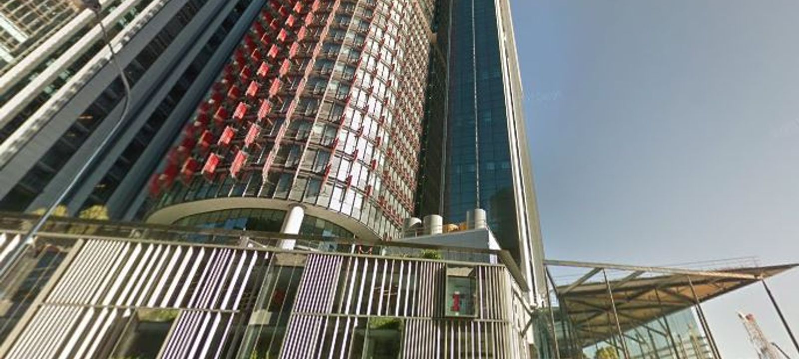 Tower One, International Towers - Image 1