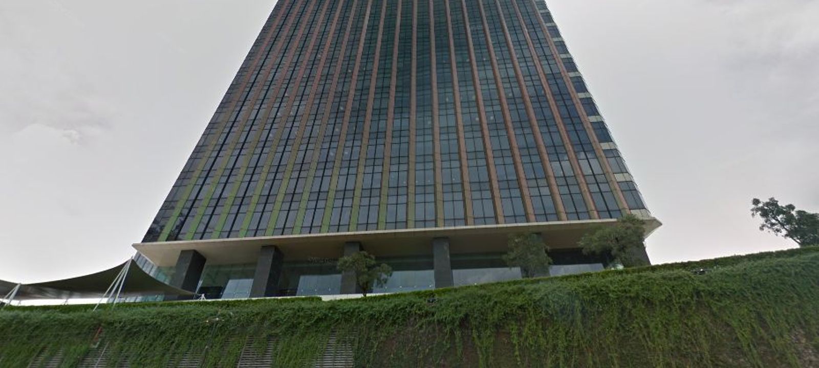 Alamanda Tower - Image 1