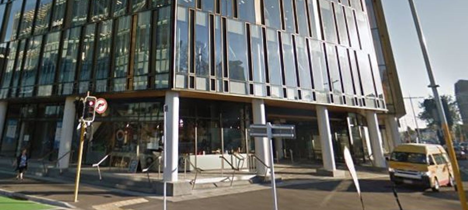 Awly Building - Image 1