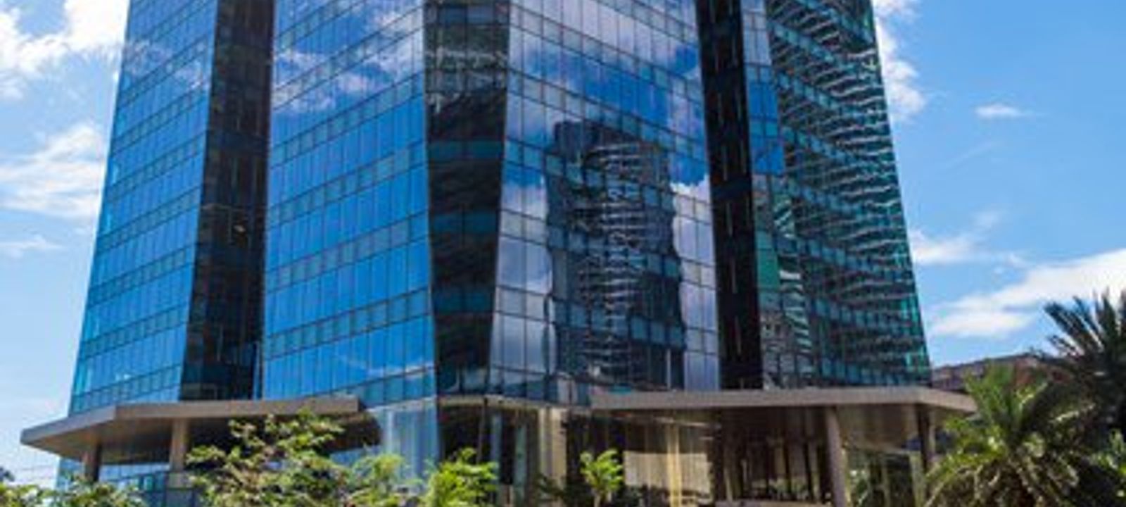 8 Rockwell Center - Image 1