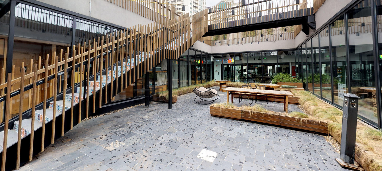 1237 Fuxing Zhong Road, Shanghai - Image 1