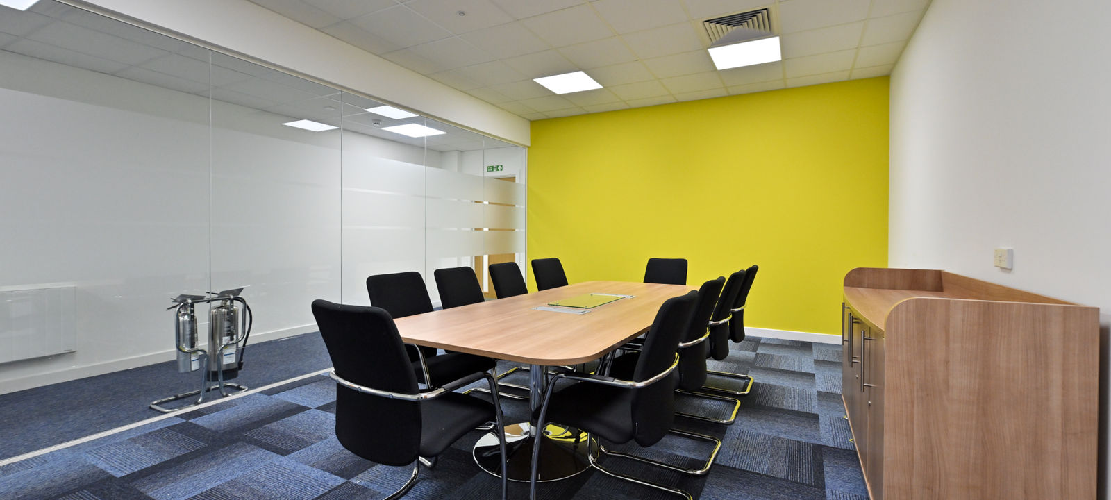 Willoughby Road, Bracknell - Image 1