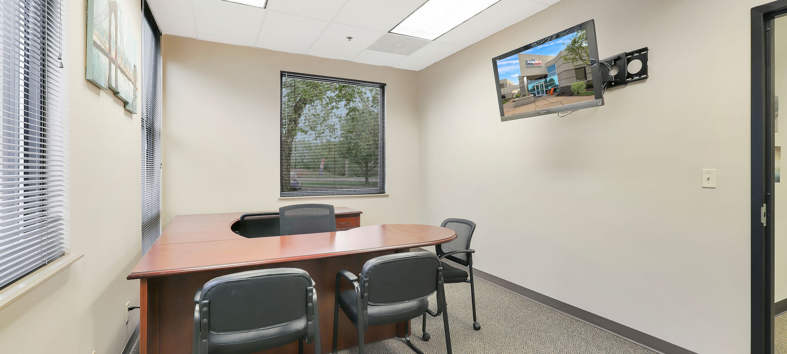 691 Trade Center Blvd, Chesterfield - Image 1