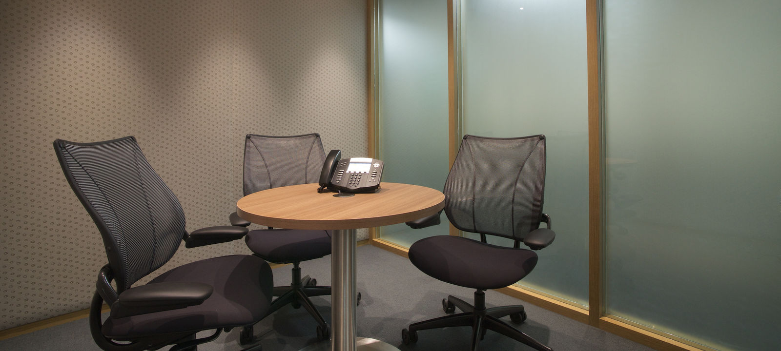 30 Canton Road Tsim Sha Tsui, Kowloon - Image 1