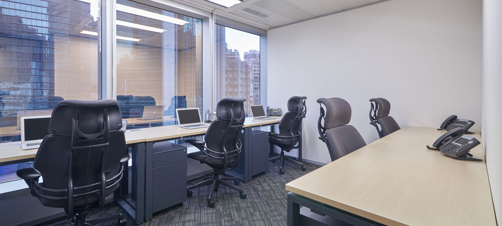 136 Des Voeux Road Central Central, Hong Kong Island - Image 1