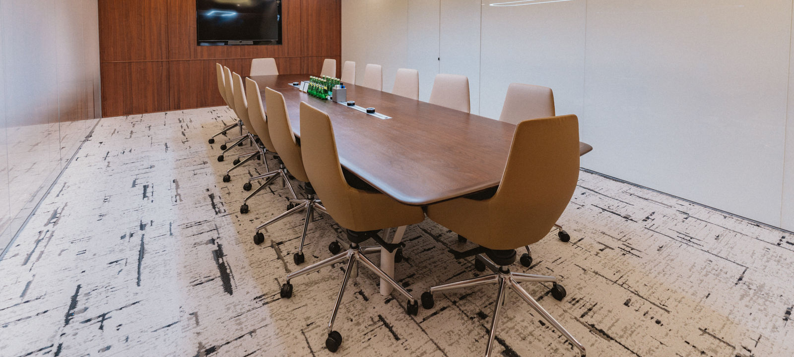 1228 Middle Yan An Road, Jing An - Image 1